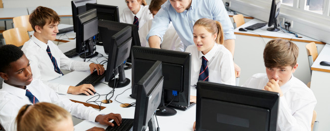 Helping UK teenagers gear up for a digital career